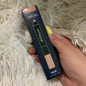 Trestique concealer stick